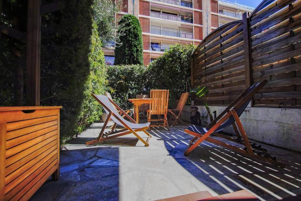 French Riviera: Seafront Apt & Pool Near Monaco Roquebrune-Cap-Martin Eksteriør billede