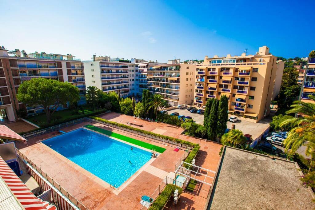 French Riviera: Seafront Apt & Pool Near Monaco Roquebrune-Cap-Martin Eksteriør billede